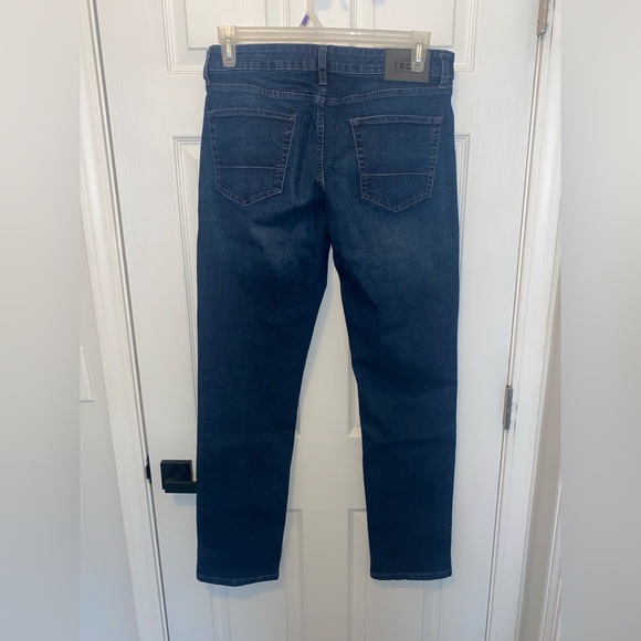 IZOD Mens Straight Jeans Size 32 x 34 - Picture 2 of 4